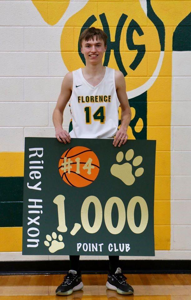 Riley Hixon4